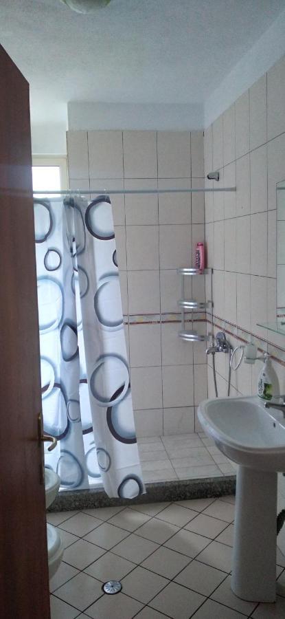New Apartment In The City Center Shkoder Exterior photo